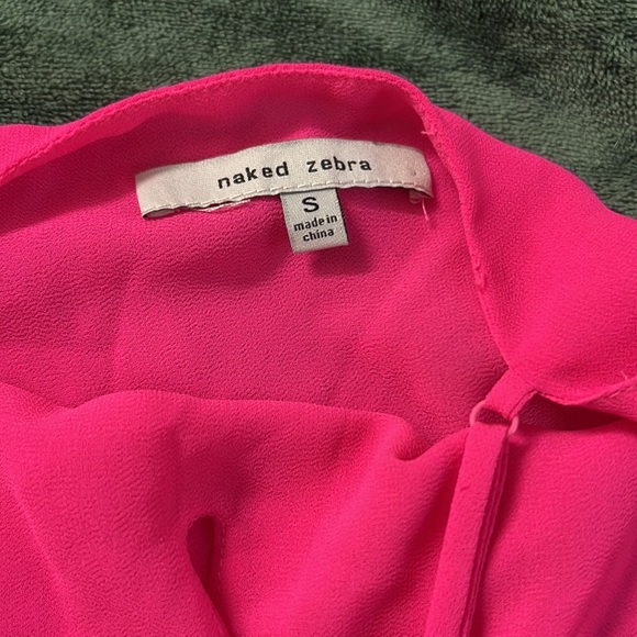 Hot pink halter top - Picture 4 of 6